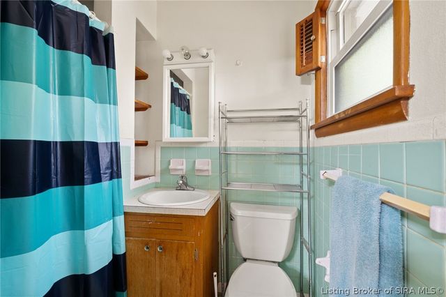 614 Lynn Road, New Albany, IN 47150