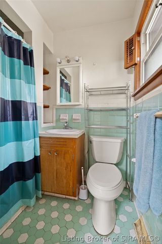 614 Lynn Road, New Albany, IN 47150