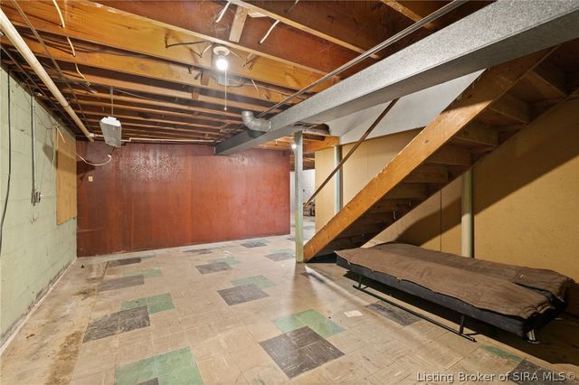 614 Lynn Road, New Albany, IN 47150