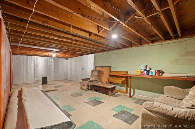 614 Lynn Road, New Albany, IN 47150