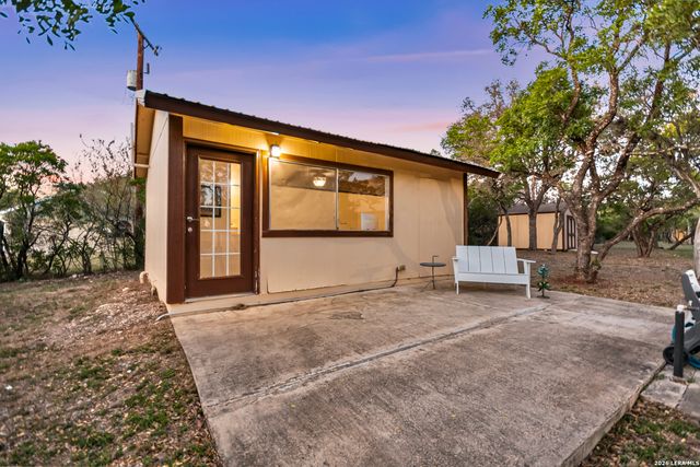 205 rolling oaks, San Antonio, TX 78253