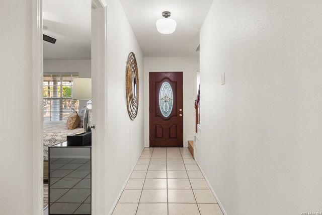 205 rolling oaks, San Antonio, TX 78253