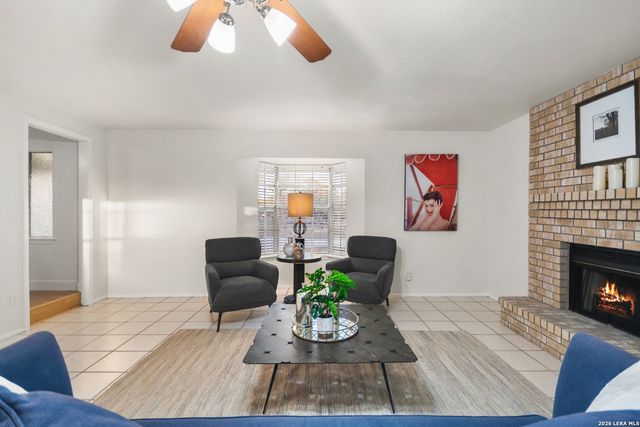 205 rolling oaks, San Antonio, TX 78253