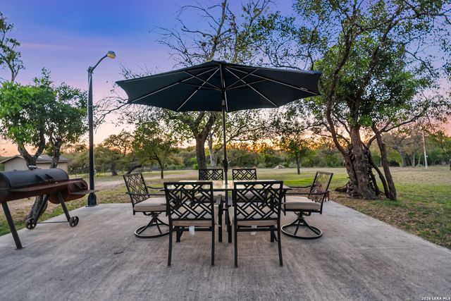 205 rolling oaks, San Antonio, TX 78253