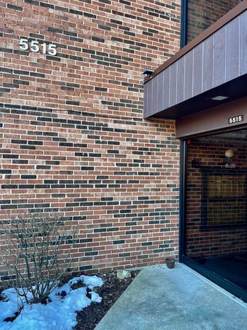 5515 Cromwell Lane M2, Oak Forest, IL 60452