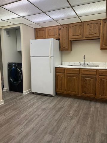 5515 Cromwell Lane M2, Oak Forest, IL 60452