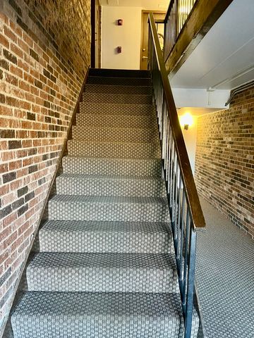 5515 Cromwell Lane M2, Oak Forest, IL 60452