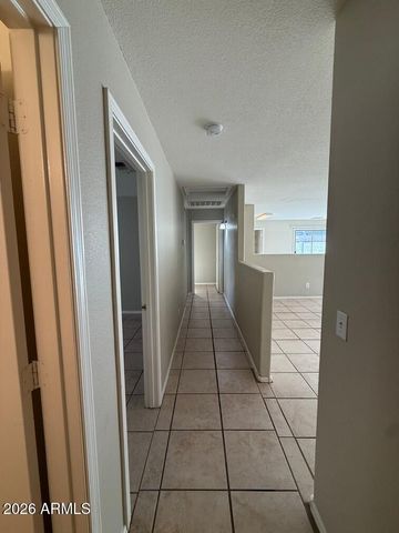 30668 N WHIRLAWAY Trail, San Tan Valley, AZ 85143