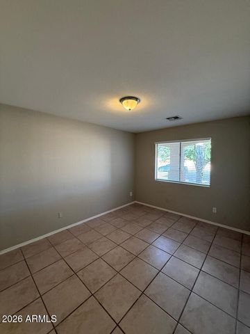 30668 N WHIRLAWAY Trail, San Tan Valley, AZ 85143