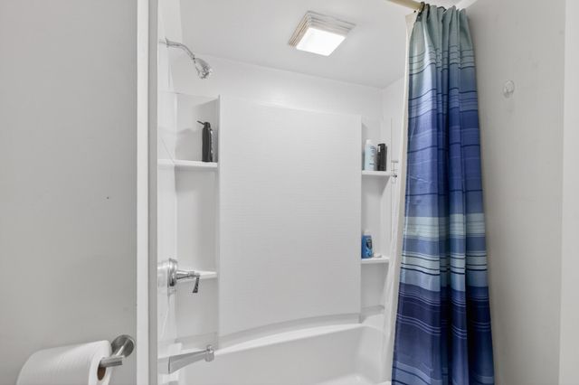 92 Water Street, Laconia, NH 03246