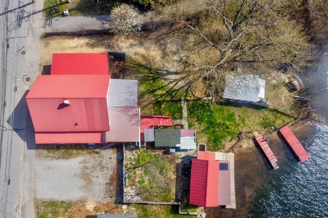 92 Water Street, Laconia, NH 03246