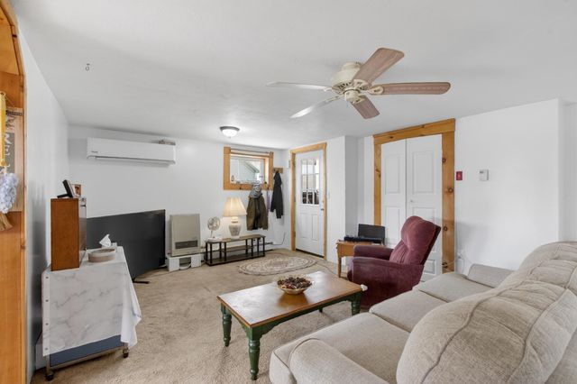 92 Water Street, Laconia, NH 03246