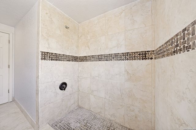 1815 W MAGNOLIA AVE, San Antonio, TX 78201