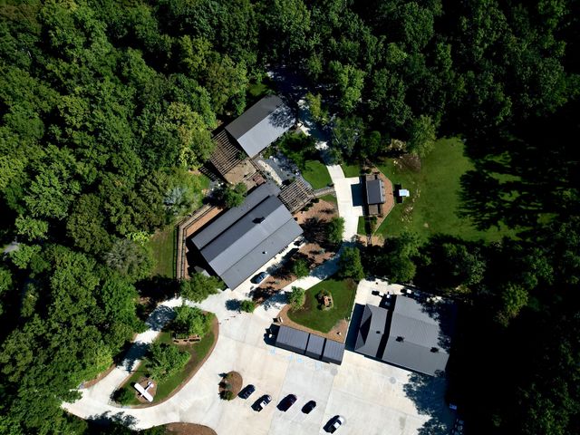 3975 Jarman Hollow Rd, Palmyra, TN 37142