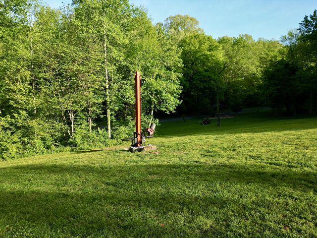 3975 Jarman Hollow Rd, Palmyra, TN 37142