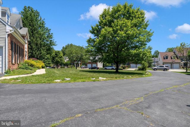 4406 HUNTCHASE DR, Bowie, MD 20720