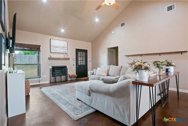 2004 Deer Field Way, Harker Heights, TX 76548