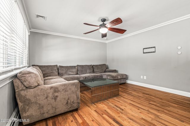 27 Branch Road, Oakhurst, NJ 07755