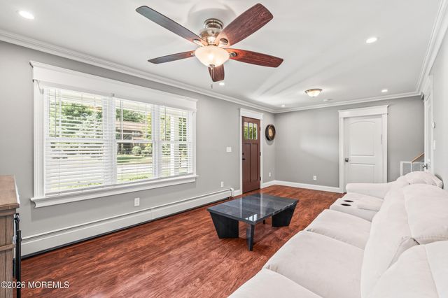 27 Branch Road, Oakhurst, NJ 07755