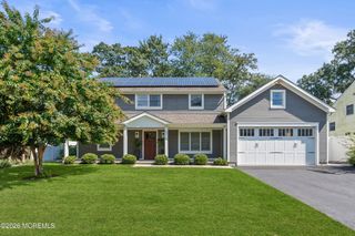 27 Branch Road, Oakhurst, NJ 07755