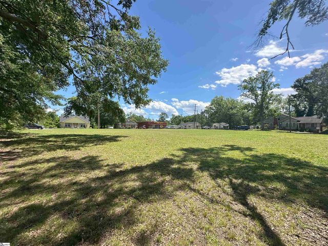 301 Arlington Road, Greer, SC 29651