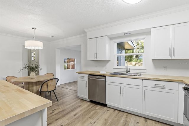 331 NE 2ND STREET, Williston, FL 32696