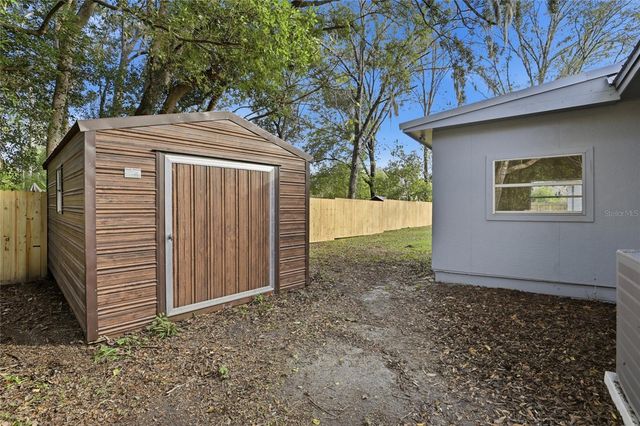 331 NE 2ND STREET, Williston, FL 32696