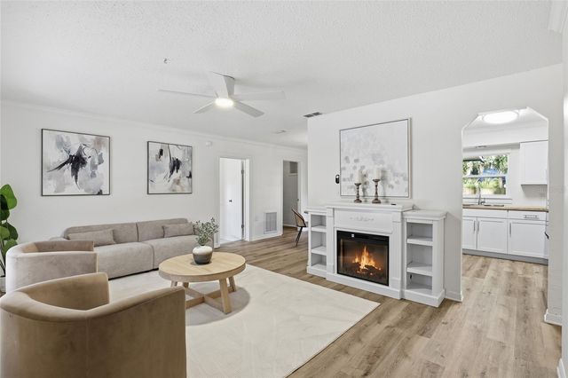 331 NE 2ND STREET, Williston, FL 32696