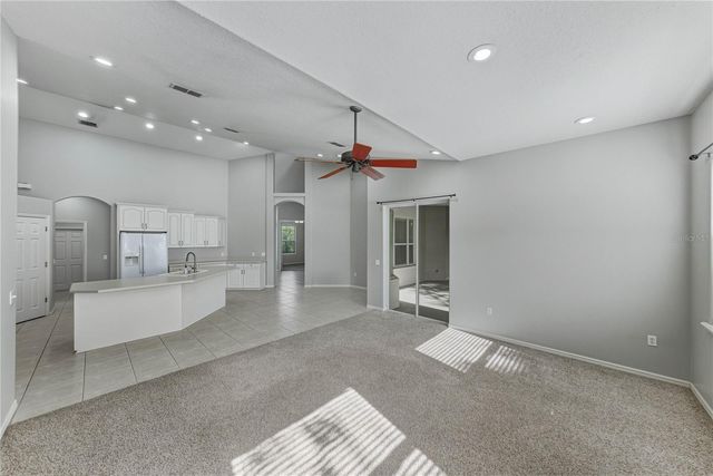 5766 HIGH RIDGE LOOP, Lakeland, FL 33812