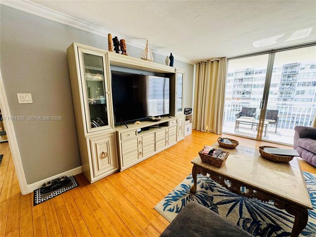 18051 Biscayne Boulevard 503, Aventura, FL 33160