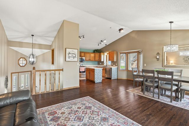 14121 Providence Lane, Savage, MN 55378