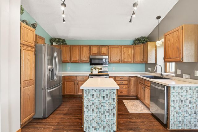 14121 Providence Lane, Savage, MN 55378