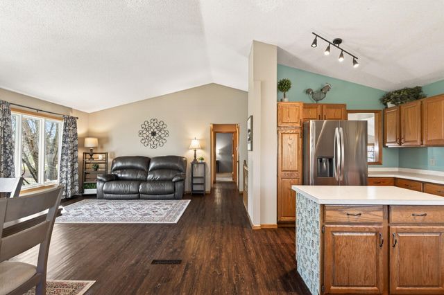 14121 Providence Lane, Savage, MN 55378