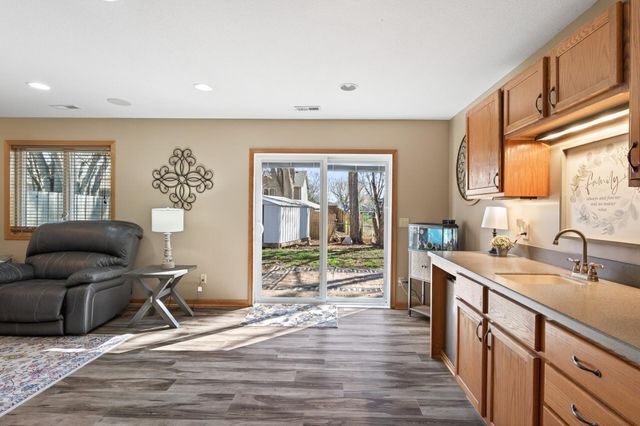 14121 Providence Lane, Savage, MN 55378