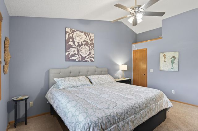 14121 Providence Lane, Savage, MN 55378