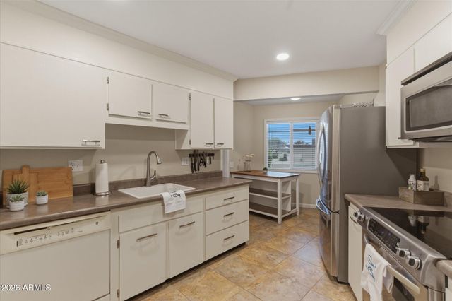 11010 W TOPAZ Drive, Sun City, AZ 85351