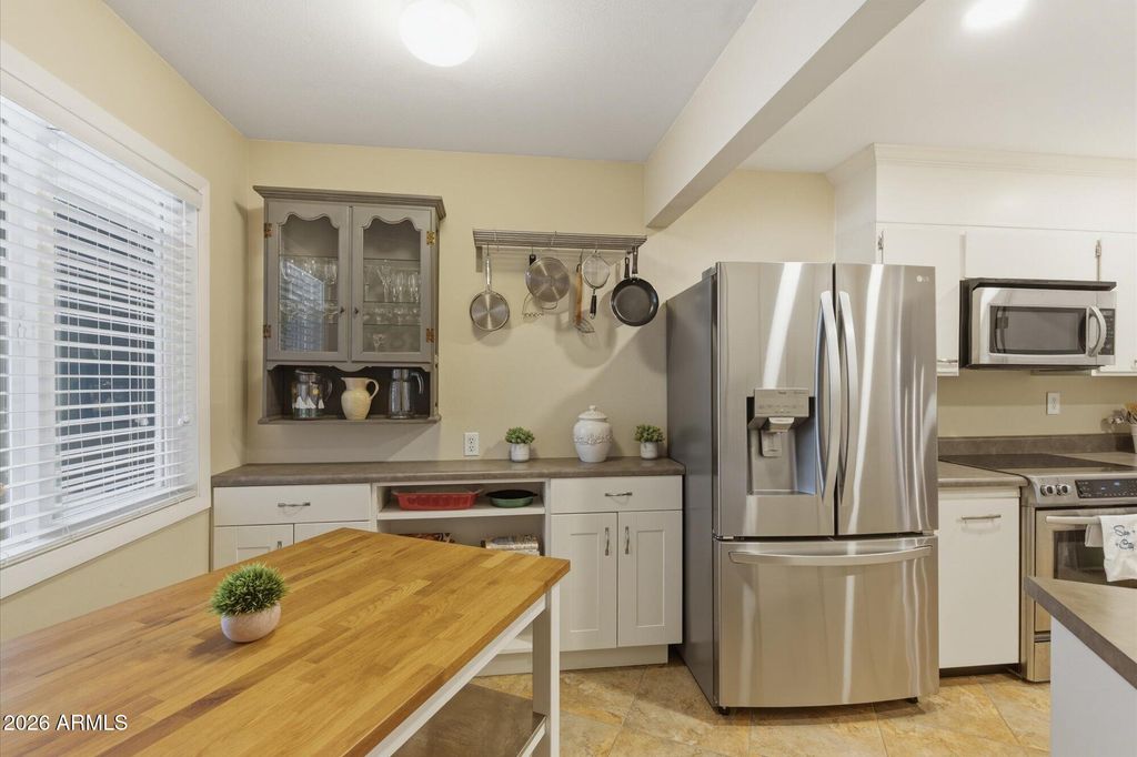 11010 W TOPAZ Drive, Sun City, AZ 85351