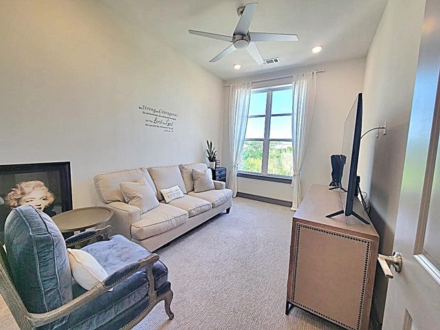 2700 Old Denton Road 3340, Carrollton, TX 75007