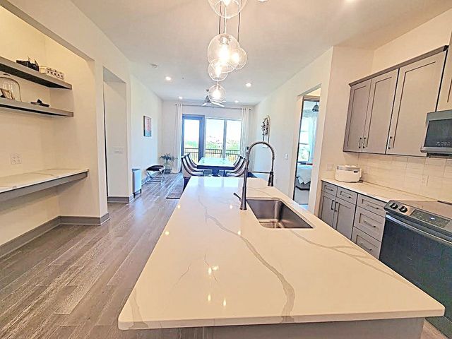 2700 Old Denton Road 3340, Carrollton, TX 75007