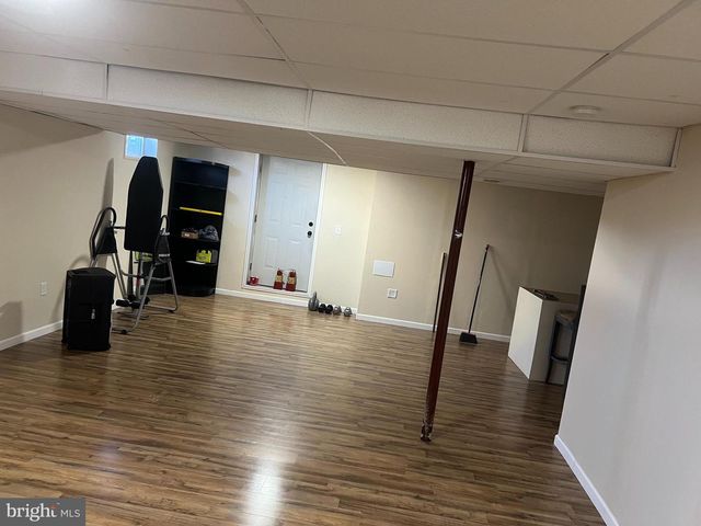 121 NANTUCKET DR, Reading, PA 19605