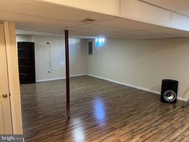 121 NANTUCKET DR, Reading, PA 19605