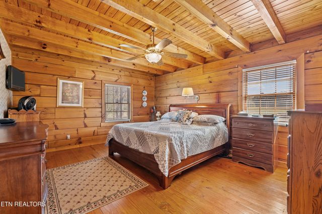 1130 Thompson Bridge Rd, Maryville, TN 37801