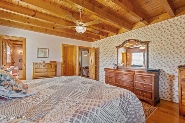 1130 Thompson Bridge Rd, Maryville, TN 37801