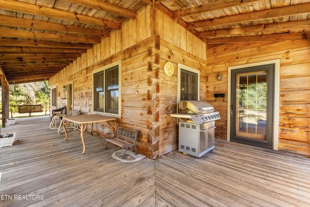 1130 Thompson Bridge Rd, Maryville, TN 37801