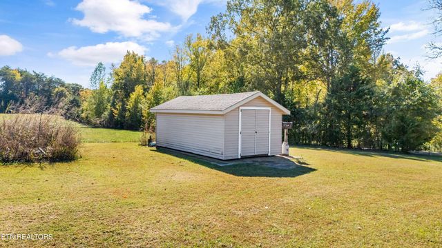 1130 Thompson Bridge Rd, Maryville, TN 37801