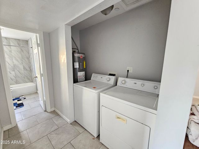 6013 W CLAREMONT Street, Glendale, AZ 85301