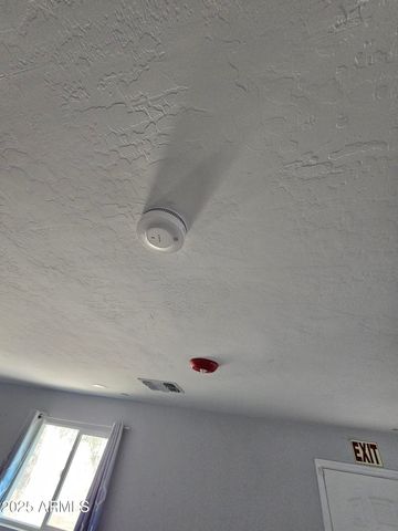 6013 W CLAREMONT Street, Glendale, AZ 85301