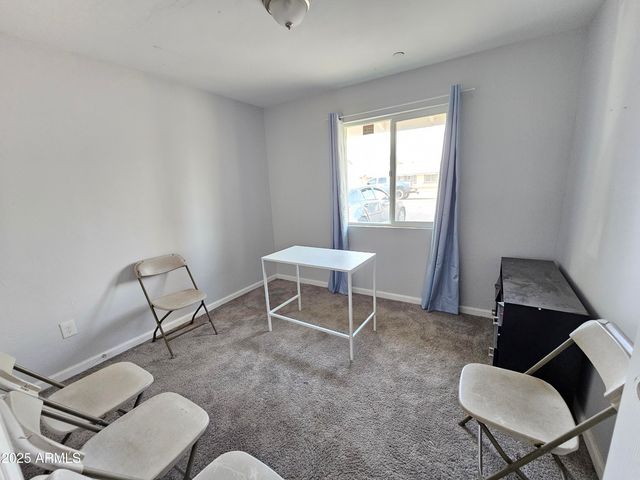 6013 W CLAREMONT Street, Glendale, AZ 85301