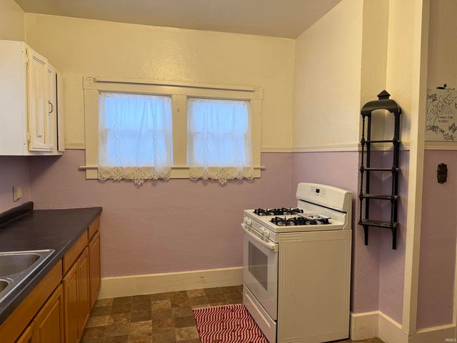 612 Mclean Street, Ligonier, IN 46767