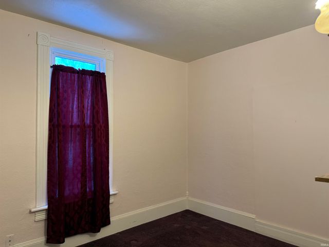 612 Mclean Street, Ligonier, IN 46767